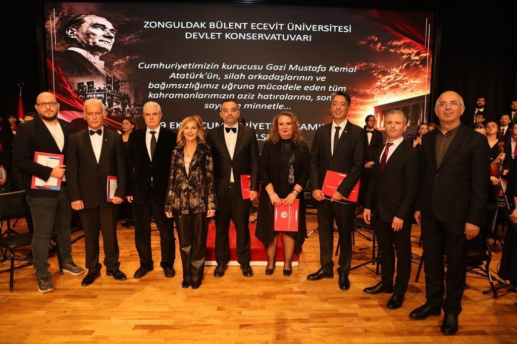 BEUN’DA CUMHURİYET’İN 103. YILI GURUR VE COŞKUYLA KUTLANDI