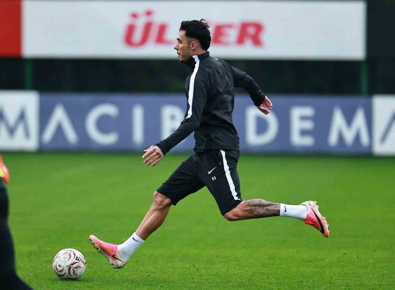 BEŞİKTAŞ, TRENDYOL SÜPER LİG'İN 10. HAFTASINDA 1 KASIM PAZAR AKŞAMI KASIMPAŞA İLE DEPLASMANDA...