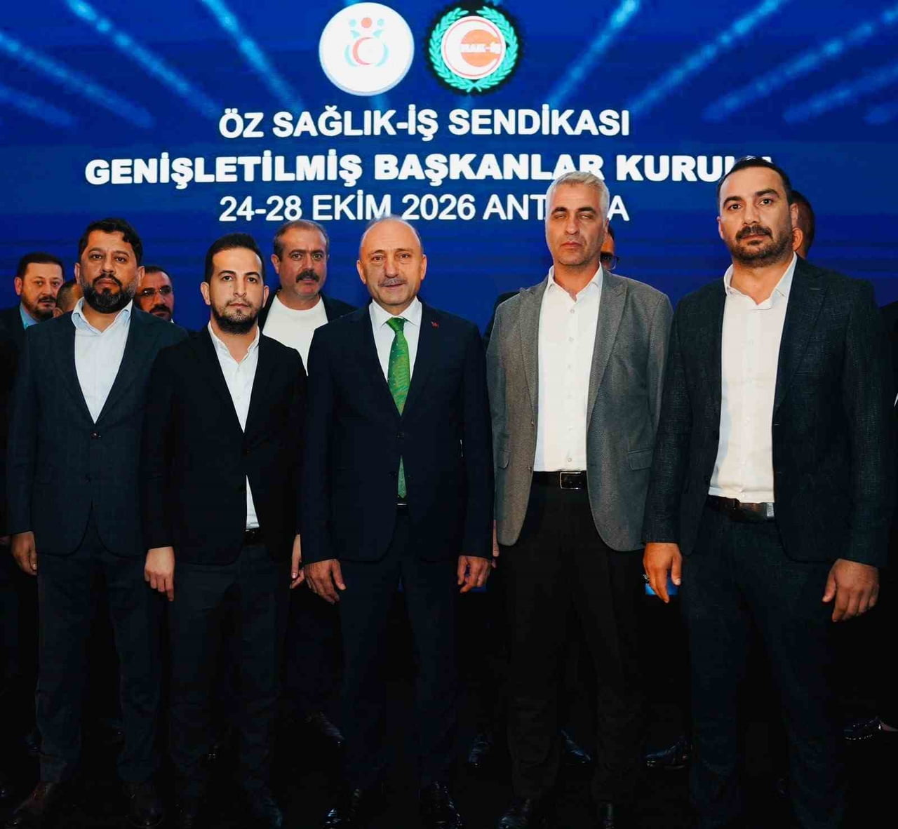 HAK-İŞ DİYARBAKIR İL BAŞKANI VE ÖZ SAĞLIK İŞ SENDİKASI ŞUBE BAŞKANI MEHMET AKÜZÜM, ÖZ SAĞLIK İŞ...