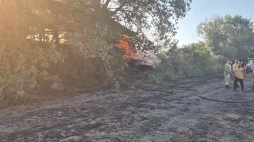 Bursa'da depo ve tarım arazisinde alanda yangın
