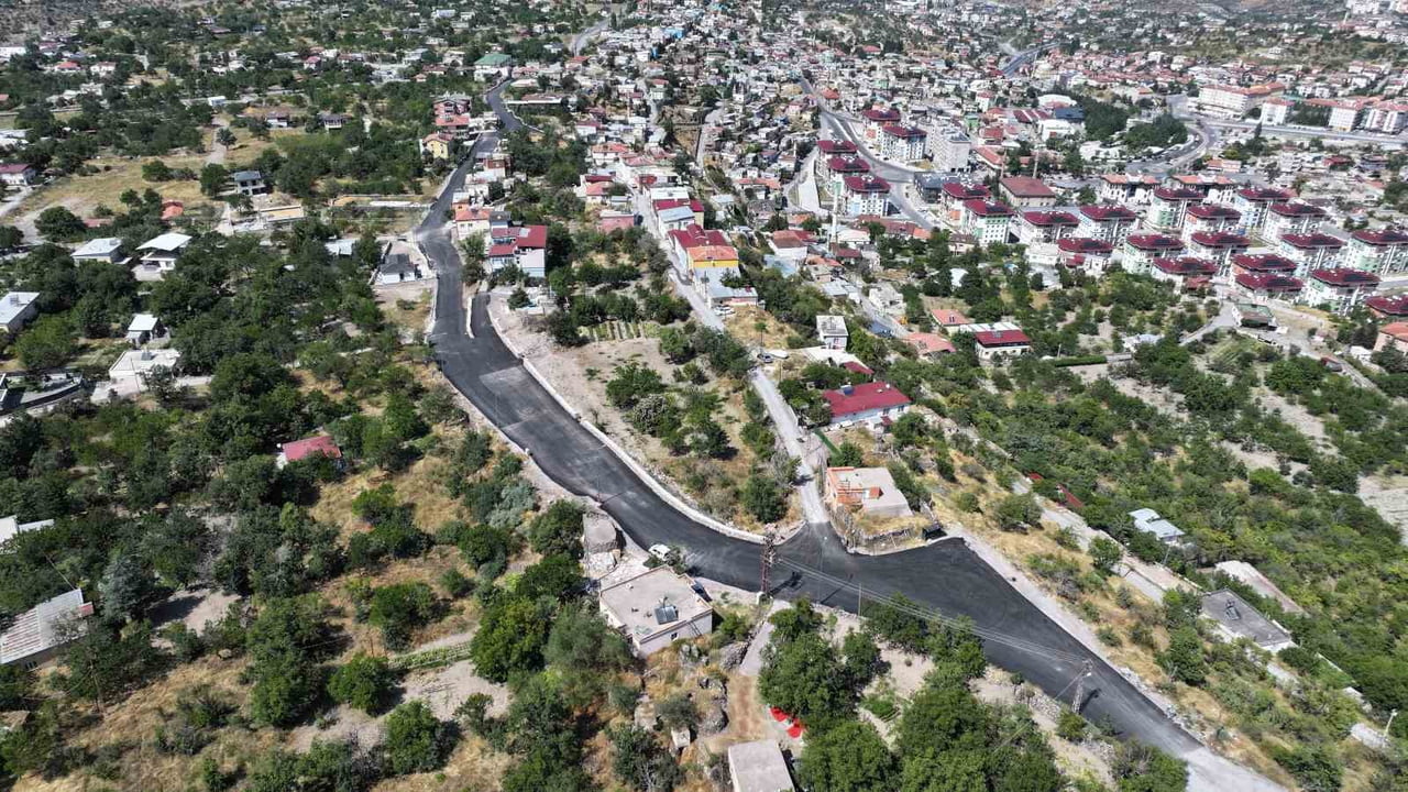 HACILAR BELEDİYE BAŞKANI BİLAL ÖZDOĞAN, İLÇE GENELİNDE SÜRDÜRÜLEN YOL VE ÜSTYAPI ÇALIŞMALARI...