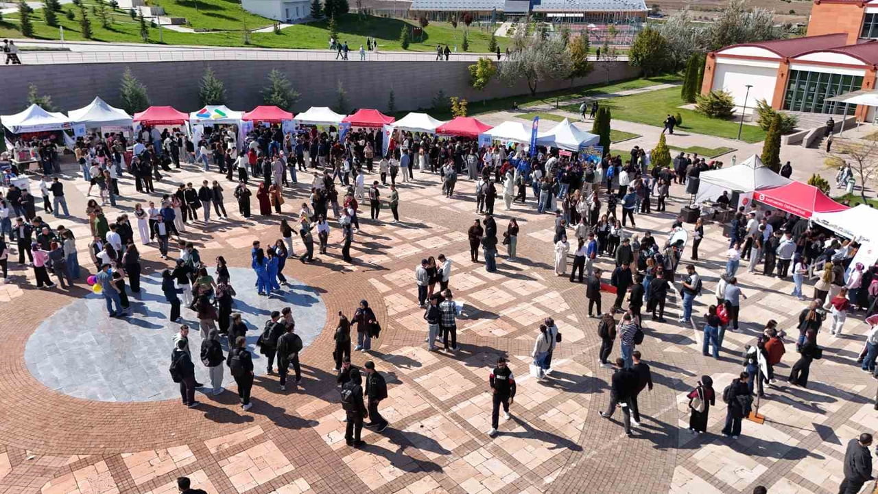 KASTAMONU ÜNİVERSİTESİ SAĞLIK, KÜLTÜR VE SPOR DAİRE BAŞKANLIĞI KOORDİNASYONUNDA, ÖĞRENCİ...