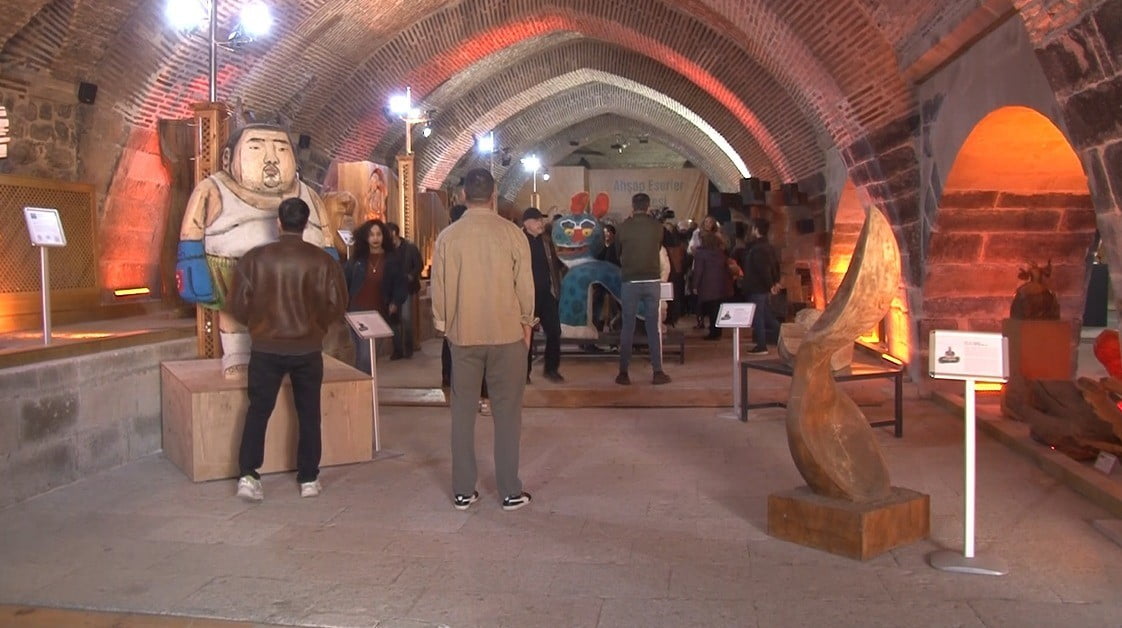ODUNPAZARI BELEDİYE BAŞKANI KAZIM KURT, VAKIFLAR GENEL MÜDÜRLÜĞÜ TARAFINDAN KURŞUNLU KÜLLİYESİ...