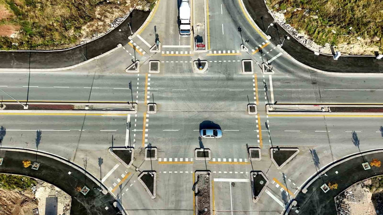 ESKİŞEHİR BÜYÜKŞEHİR BELEDİYESİ, AŞAĞI SÖĞÜTÖNÜ MAHALLESİ’NDEKİ BULVARLARDA YOL ÇİZGİ VE TRAFİK...