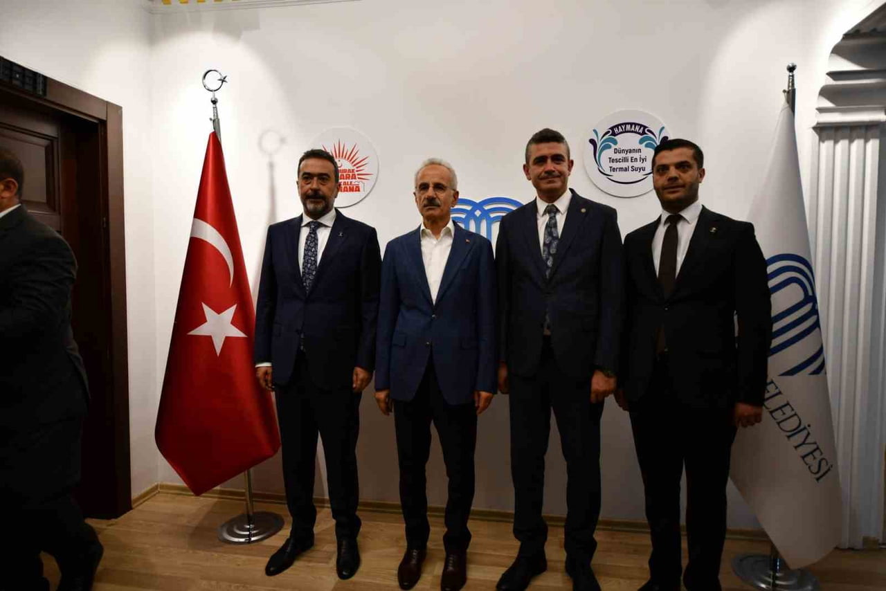 AK PARTİ ANKARA İL BAŞKANI HAKAN HAN ÖZCAN, HAYMANA BELEDİYE BAŞKANI LEVENT KOÇ AK PARTİ HAYMANA...