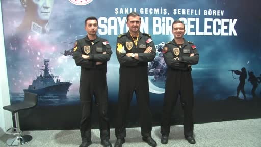 SOLOTÜRK'ten çocuklara mesaj: "Hedeflerini gökyüzüne, yukarılara hedeflesinler, olmak istedikleri...