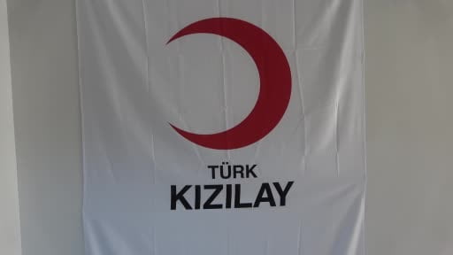 Tunceli'de düzenli kan bağışçılarına madalya takdim edildi
