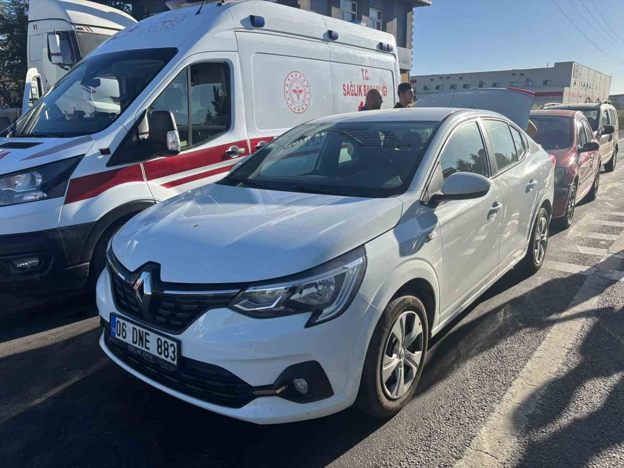 TAVŞANLI'DA ZİNCİRLEME TRAFİK KAZASI; 4YARALI