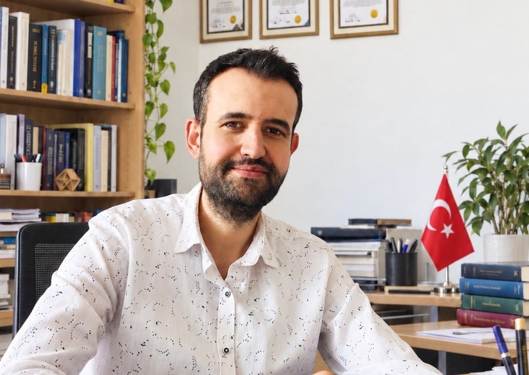DR. ÖĞR. ÜYESİ BAHADIR KOPÇASIZ