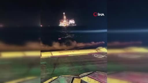 Gabon açıklarında bulunan petrol platformunun batması sonucu 1 kişi hayatını kaybetti, 4 kişi...