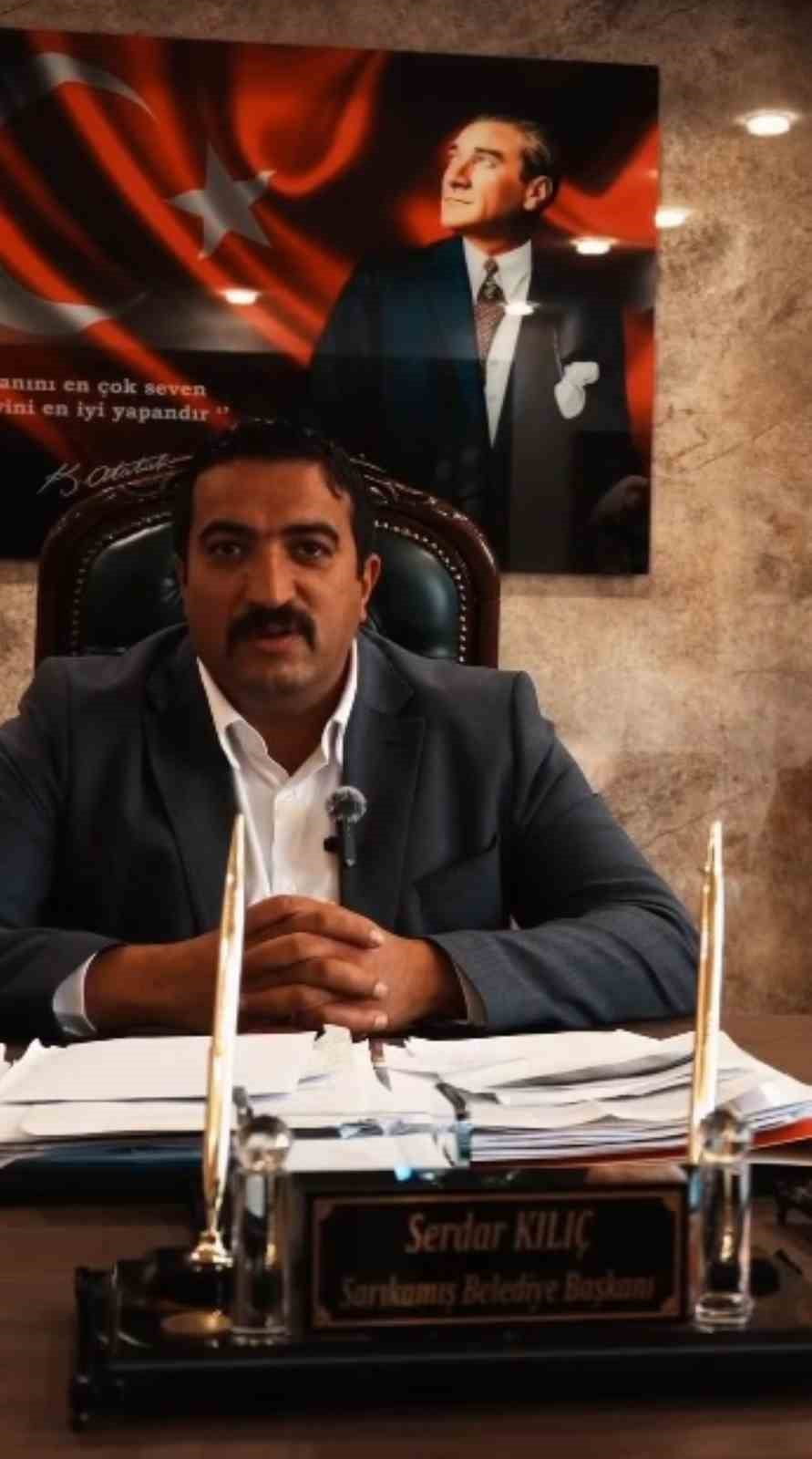 SARIKAMIŞ’TA ÖĞRENCİLER İÇİN ÜCRETSİZ SERVİS SEFERBERLİĞİ: BAŞKAN SERDAR KILIÇ, “ÖĞRENCİLERİMİZİN...
