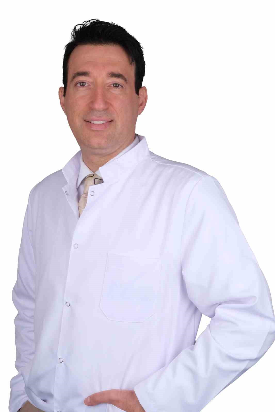 KADIN HASTALIKLARI VE DOĞUM UZMANI, JİNEKOLOJİK ONKOLOJİ YAN DAL UZMANI DOÇ. DR. YAĞMUR...