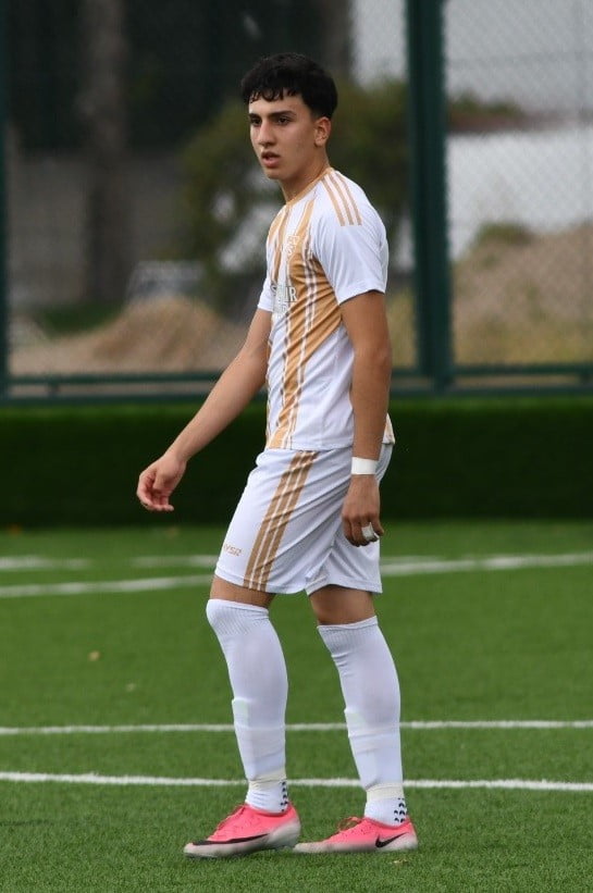 KAYSERİSPOR U17 TAKIMININ  2010 DOĞUMLU OYUNCUSU ARDA EFE ÜLGÜR, GOLLERİNE DEVAM EDİYOR.