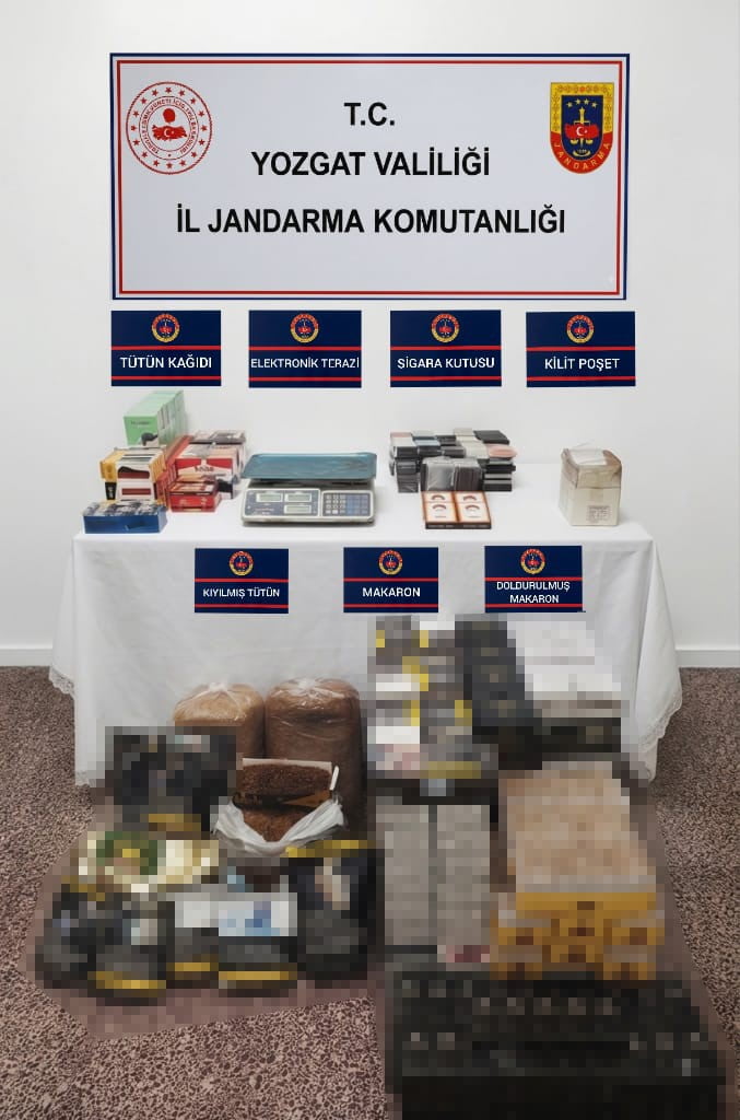 YOZGAT’TA JANDARMA EKİPLERİ TARAFINDAN DÜZENLENEN OPERASYONDA 34 BİN ADET MAKARON KAÇAK TÜTÜN ELE...