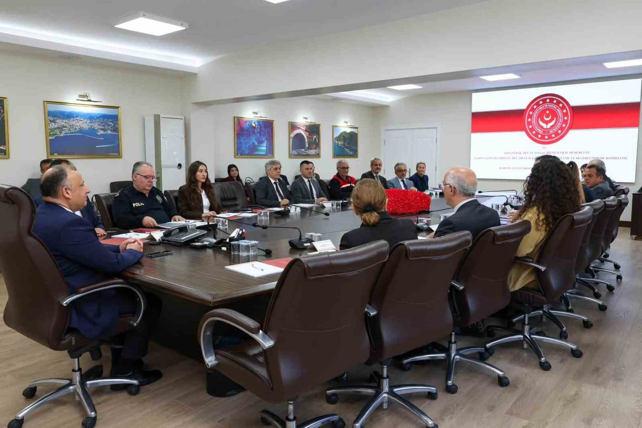 ZONGULDAK’TA KADINA YÖNELİK ŞİDDETLE MÜCADELE TOPLANTISI