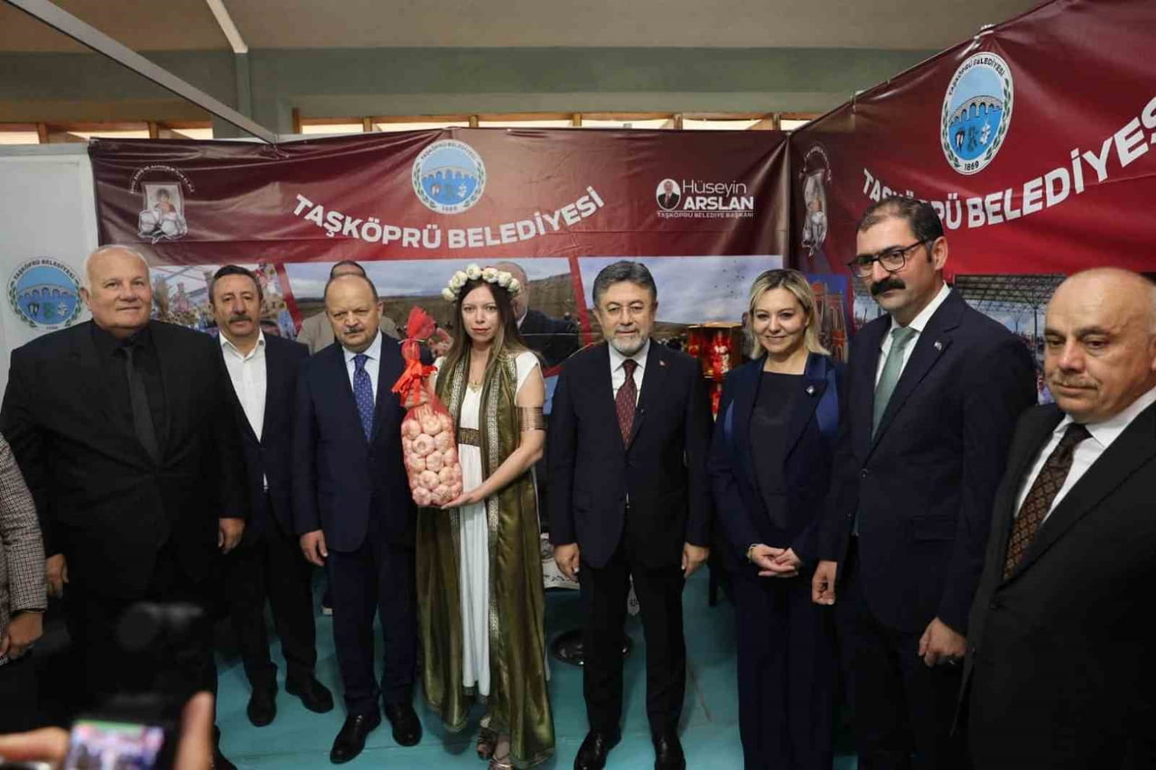 TARIM VE ORMAN BAKANI İBRAHİM YUMAKLI, ANKARA’DA DÜZENLENEN 21. BAŞKENTTE KASTAMONU GÜNLERİ’NDE...