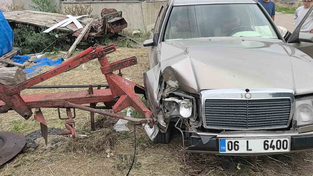 ERZURUM’UN YAKUTİYE İLÇESİNE BAĞLI DADAŞKÖY MAHALLESİ’NDE MEYDANA GELEN TEK TARAFLI TRAFİK...