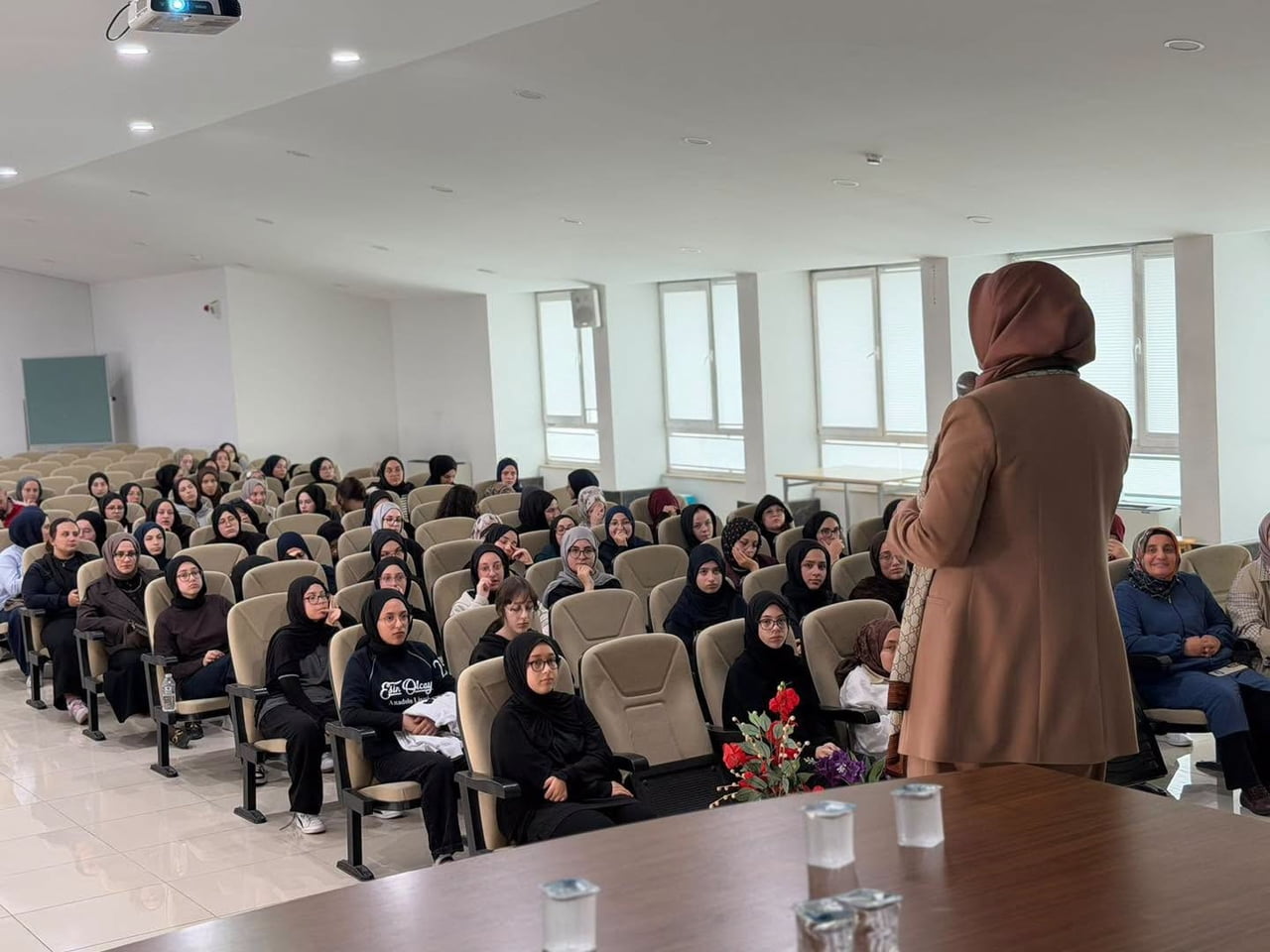 DÜZCE’DE MEHMET AKİF İNAN ANADOLU İMAM HATİP LİSESİNDE YÜRÜTÜLEN HAFIZLIK EĞİTİMİNE İLİŞKİN YIL...