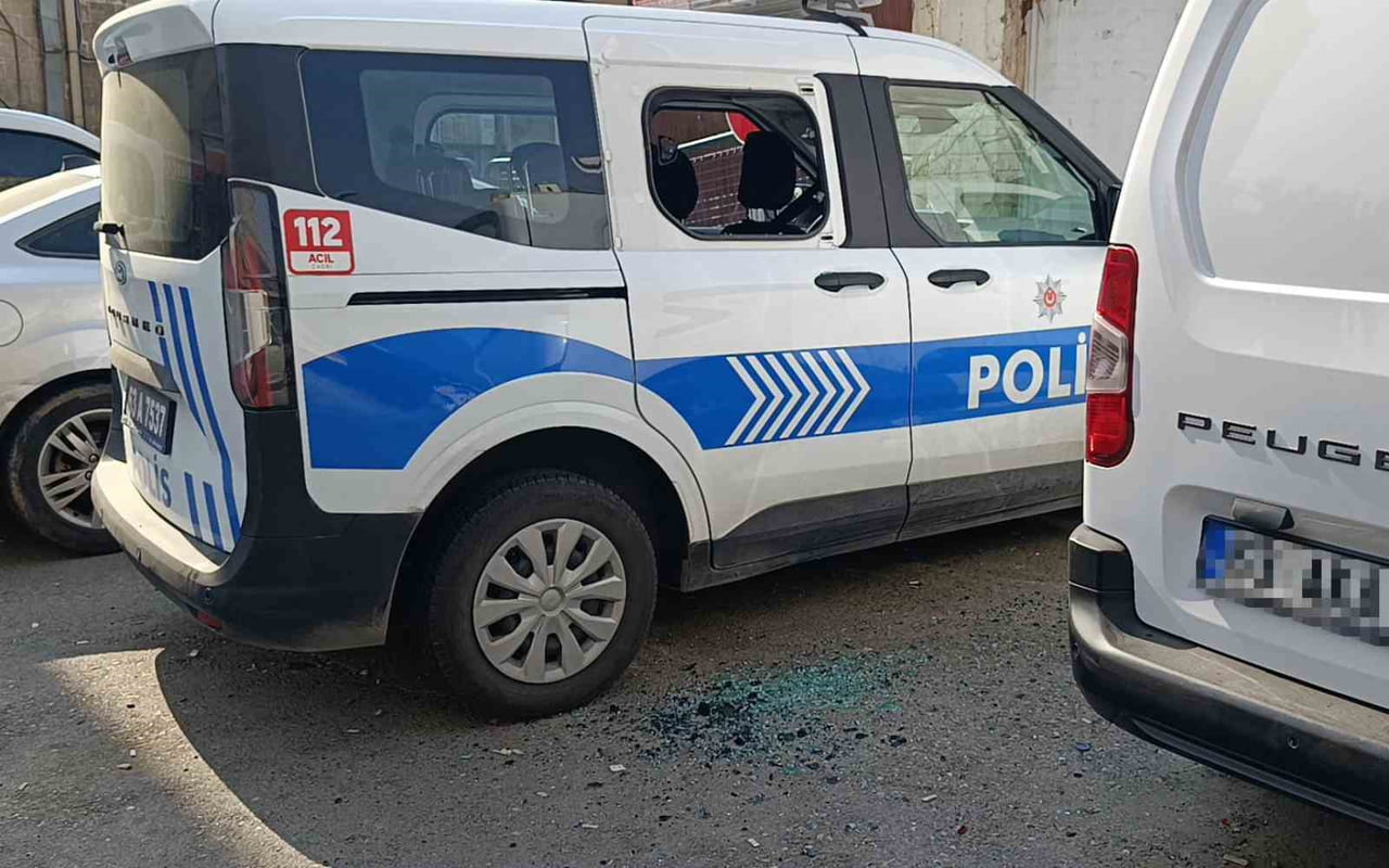 HALİLİYE İLÇESİNDE POLİS ARACINA ZARAR VERİLMİŞTİ (ARŞİV)