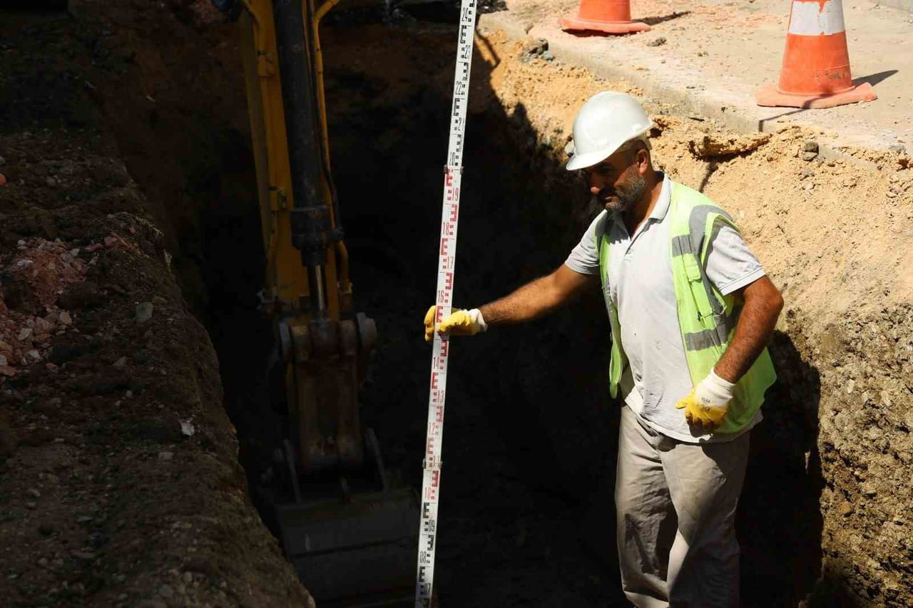 BURSA BÜYÜKŞEHİR BELEDİYESİ, İL GENELİNDE SÜRDÜRDÜĞÜ ALTYAPI AĞINI GÜÇLENDİRME ÇALIŞMALARI...