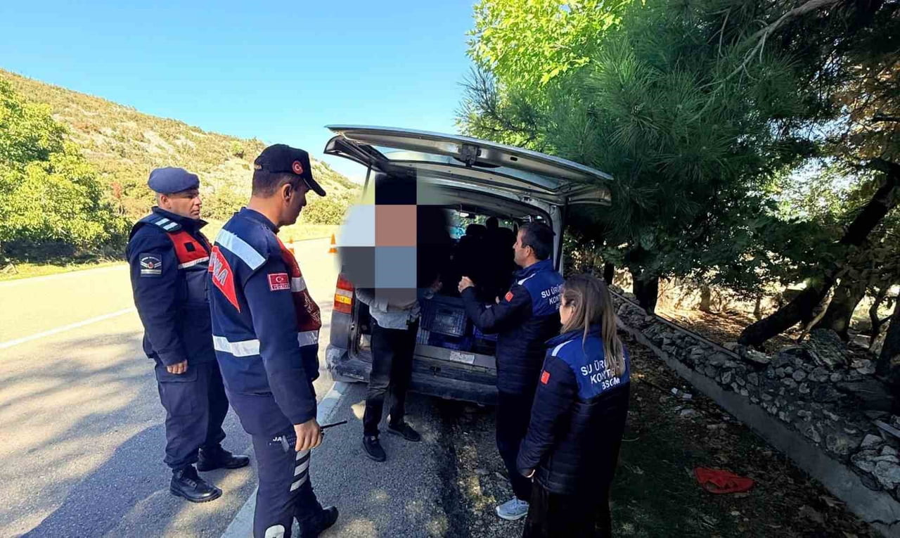 ISPARTA’NIN EĞİRDİR İLÇESİNDE, SU ÜRÜNLERİNE YÖNELİK DENETİMLER KAPSAMINDA GERÇEKLEŞTİRİLEN YOL...