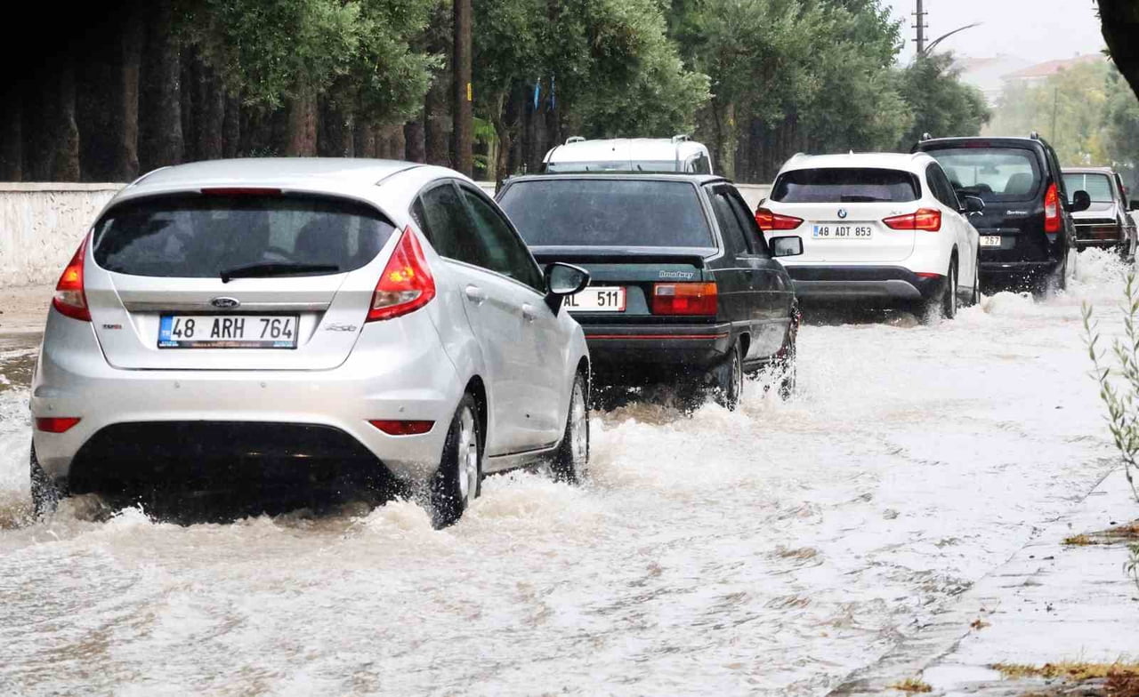 METEOROLOJİ GENEL MÜDÜRLÜĞÜ 4. BÖLGE MÜDÜRLÜĞÜ BÖLGE TAHMİN VE UYARI MERKEZİ TARAFINDAN YAPILAN...