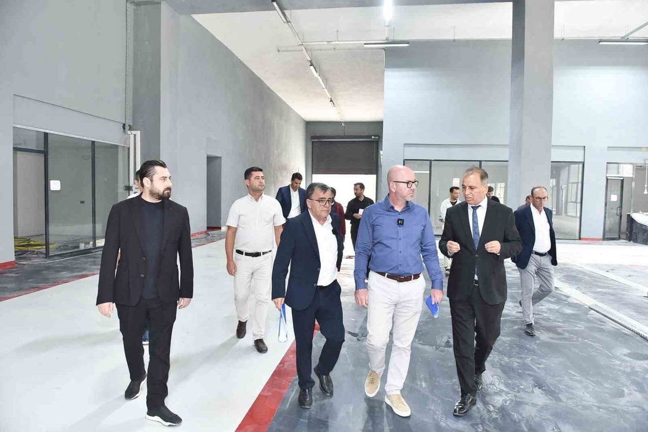 ALTIEYLÜL BELEDİYESİ, İLÇENİN SOSYAL YAŞAMINA, SPOR ALTYAPISINA VE BELEDİYE HİZMET KAPASİTESİNE...