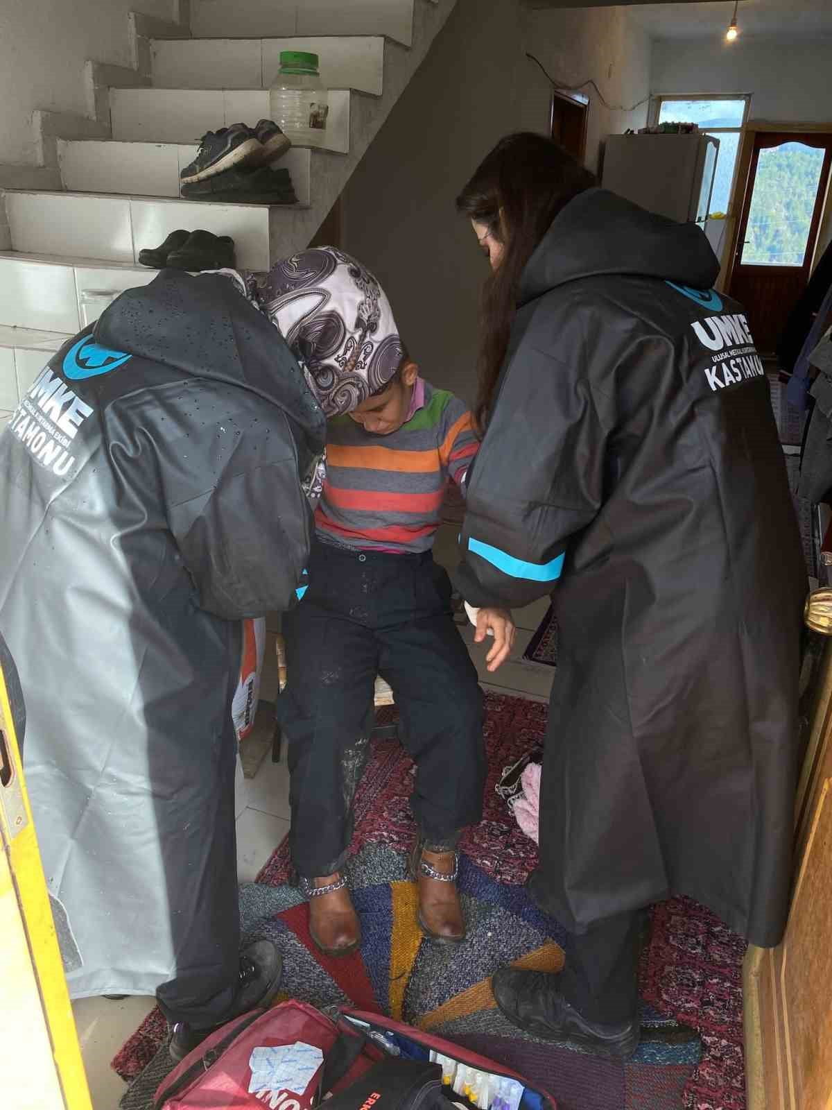 KASTAMONU'NUN İHSANGAZİ İLÇESİNDE KAYBOLAN ZİHİNSEL ENGELLİ GENÇ, EVİNDEN 10 KİLOMETRE UZAKTA...