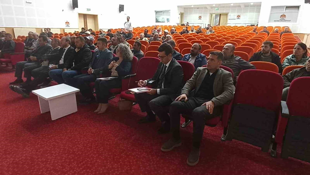 HAVZA SÜT HAYVANCILIĞININ GELİŞTİRİLMESİ TOPLANTISI DÜZENLENDİ.
